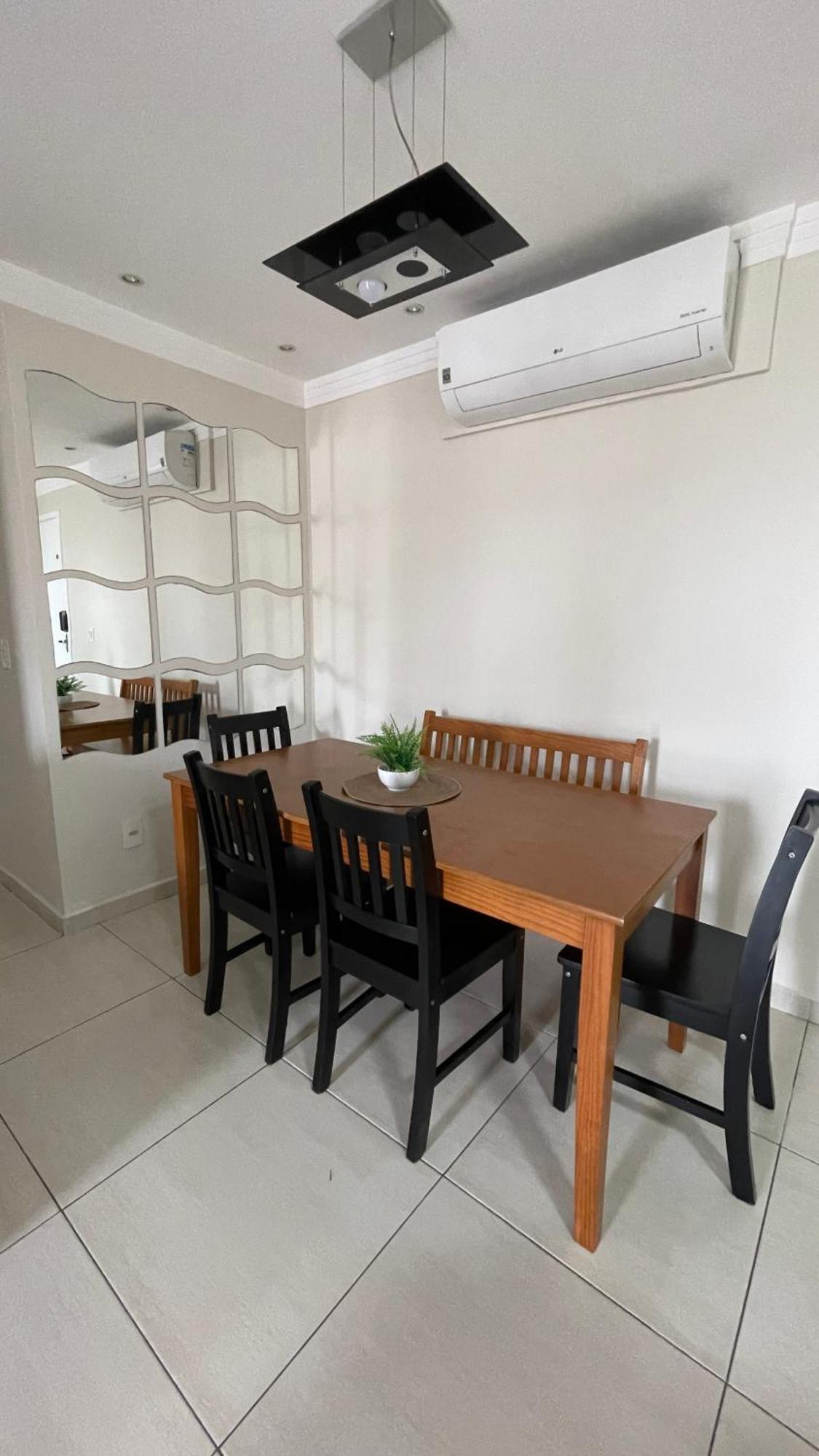 Apartamento Praia Das Asturias Гуаружа Экстерьер фото