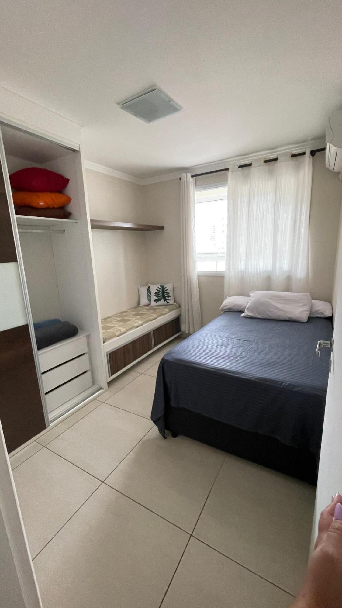 Apartamento Praia Das Asturias Гуаружа Экстерьер фото