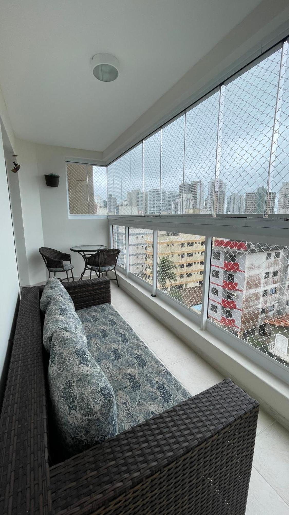 Apartamento Praia Das Asturias Гуаружа Экстерьер фото